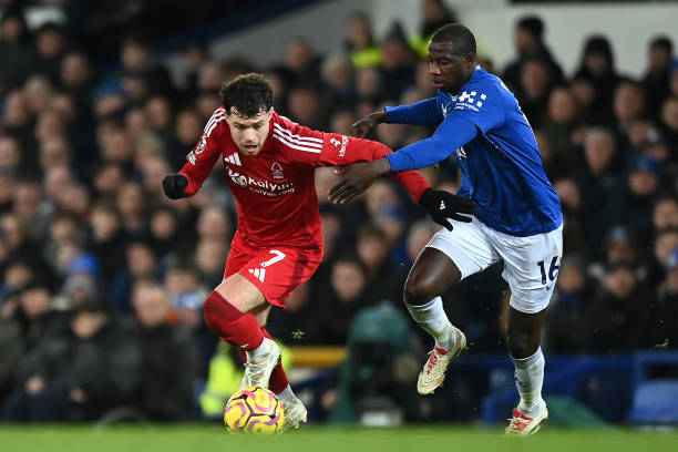 的中场控制 的中场控制