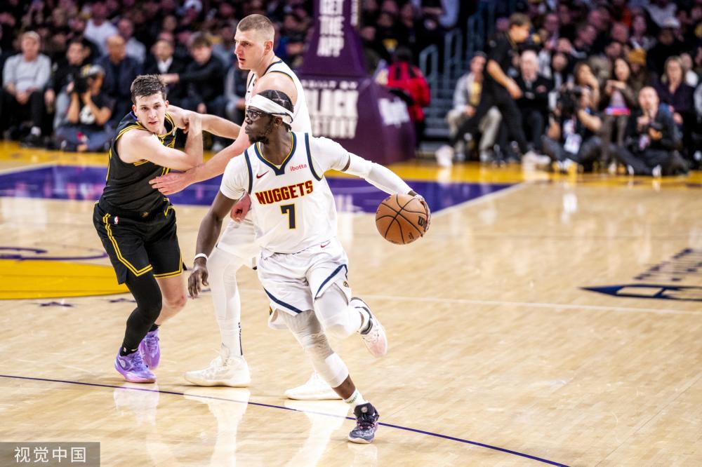 尤其是在中 尤其是在中